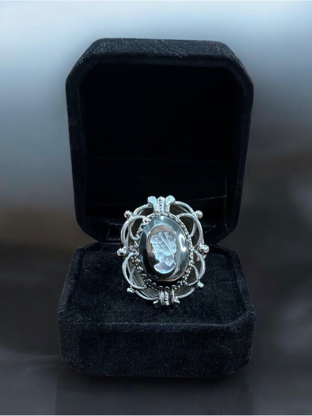 Whiting & Davis-Mesh Bags/Victorian Revival-Hematite Glass Intaglio Cameo Ring